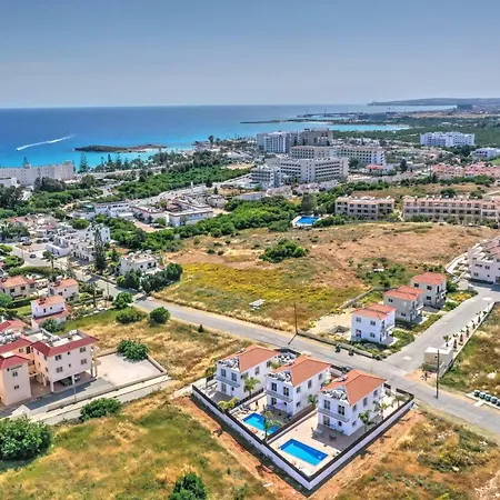 Nissi Gintare Villa *