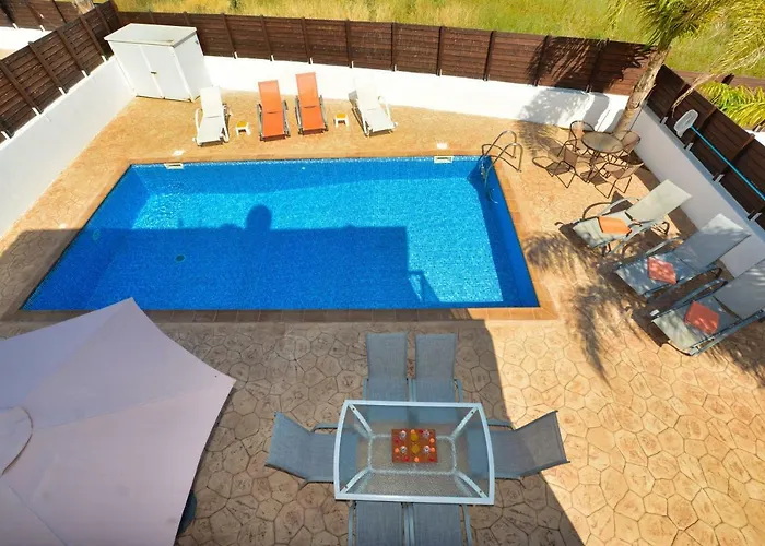 Nissi Gintare Villa Ayia Napa