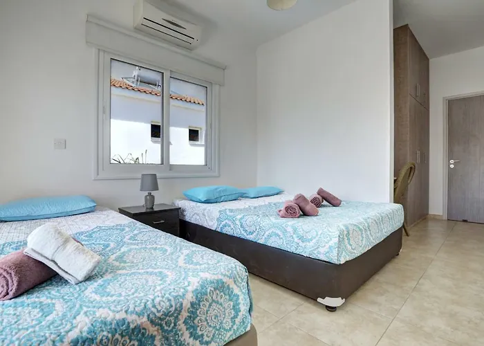 Nissi Gintare Villa *