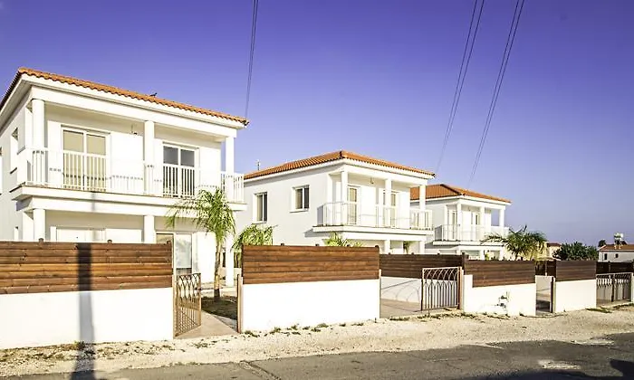 Nissi Gintare Villa Aya Napa